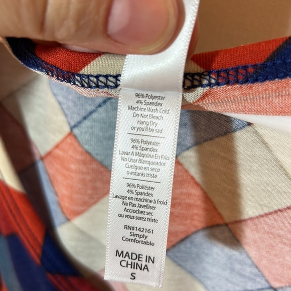 LuLaRoe Plaid Checkered Short Sleeve Shirt NWT Small - Picture 5 of 6